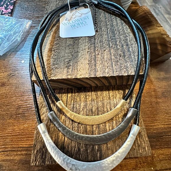 Handcrafted Vintage Black Leather Pendant Necklace Bohemian Style Necklace , Gi - Picture 5 of 9